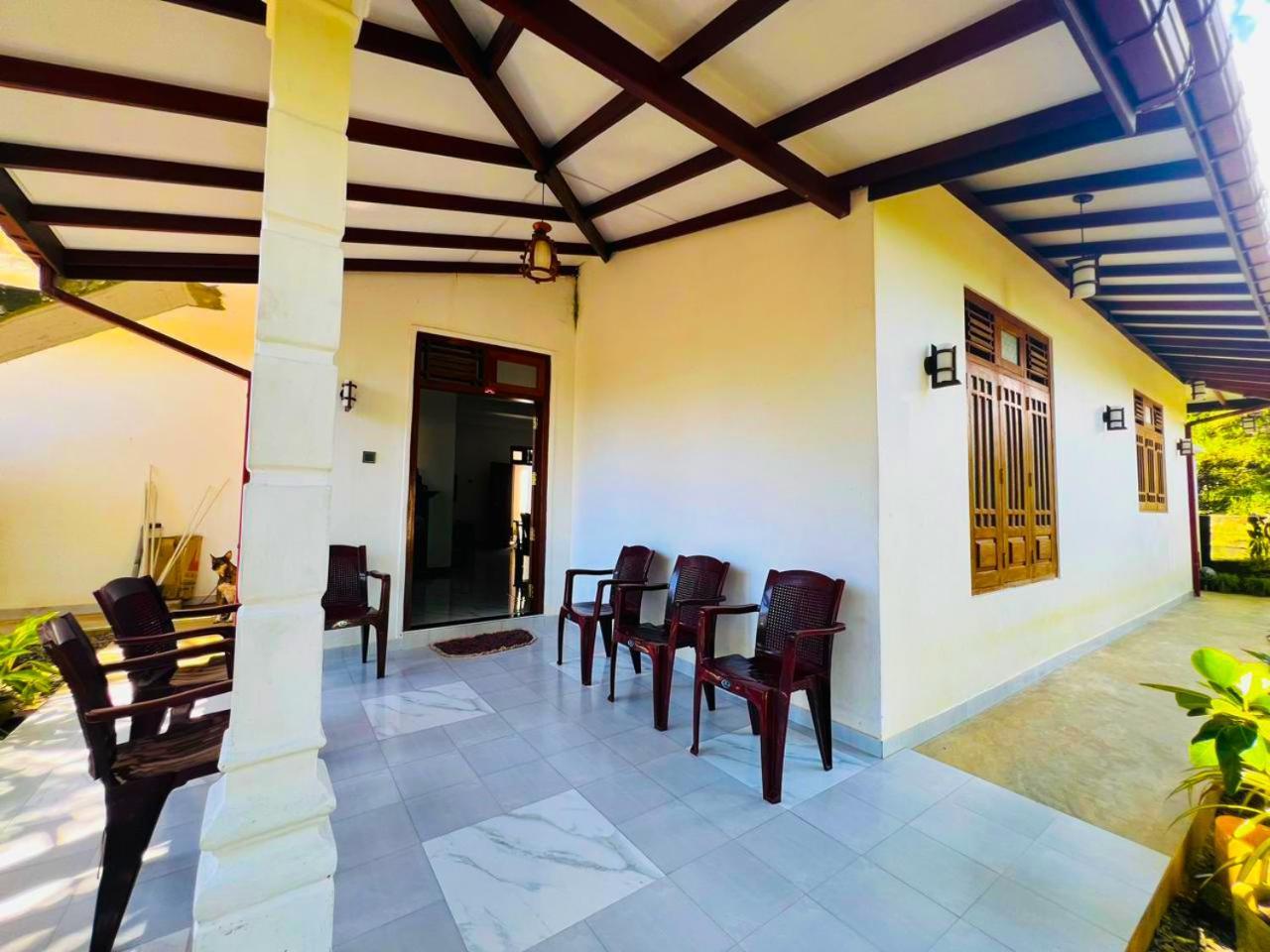 Sanku Place Hiriketiya ديكويلاّ تين المظهر الخارجي الصورة