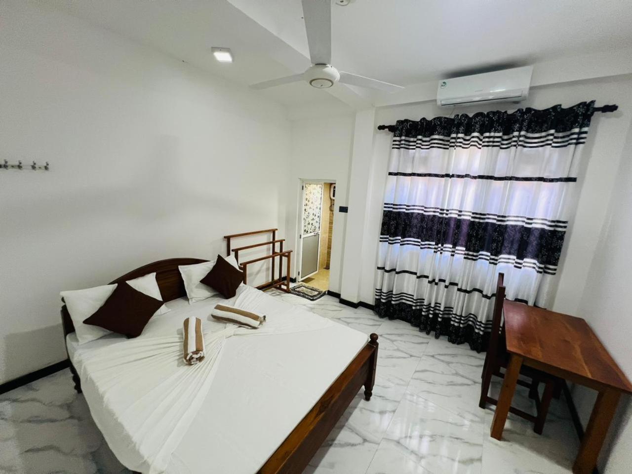 Sanku Place Hiriketiya ديكويلاّ تين المظهر الخارجي الصورة